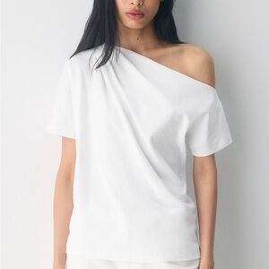 Aritzia White Off-Shoulder Short Sleeve Top